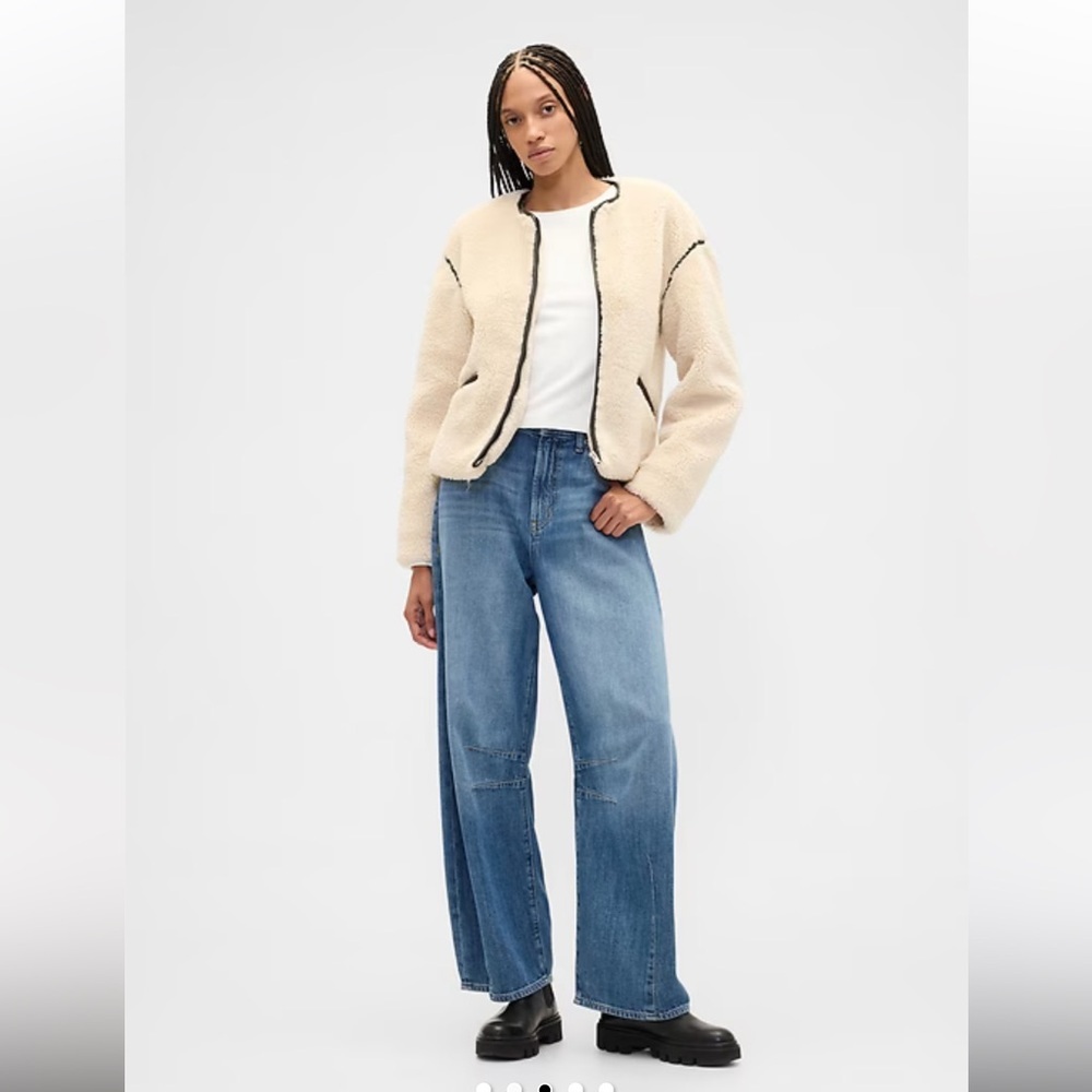Gap Relaxed Sherpa Jacket - Birch White - Picture 2 of 6